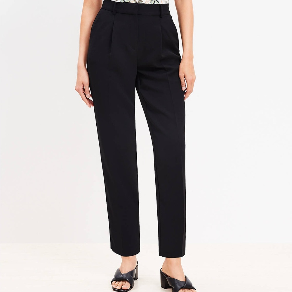 🍁 Classic Black Women's Pants